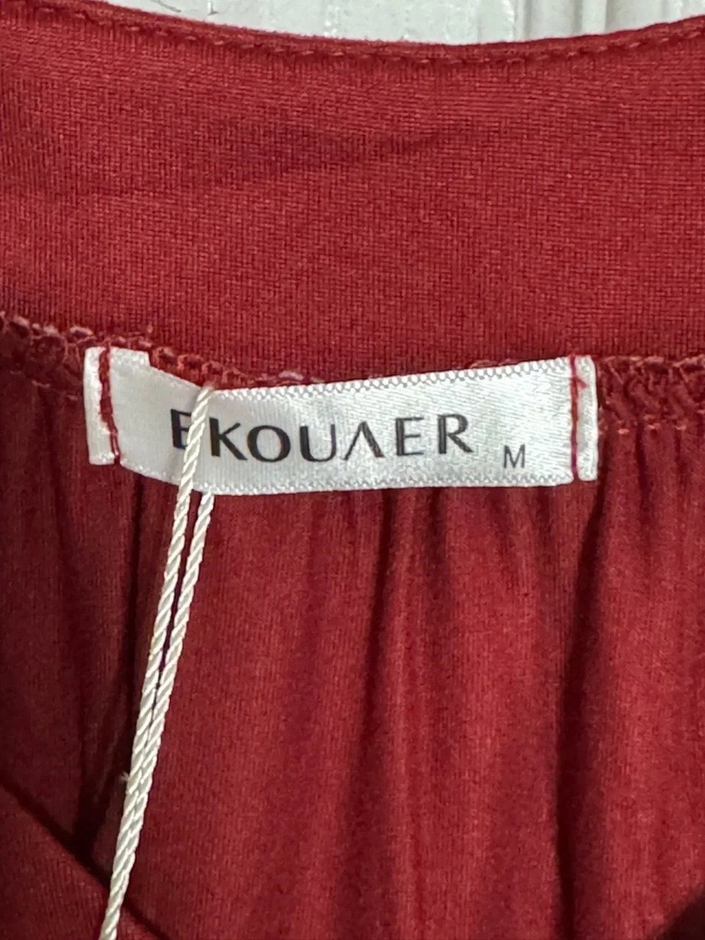 Women's Short-Sleeve Burgundy Robe with Pockets - Picture 4 of 5